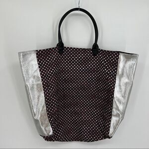 MOMO Metallic Silver Patterned Dual Top Carry Handles Snap Button Tote Bag